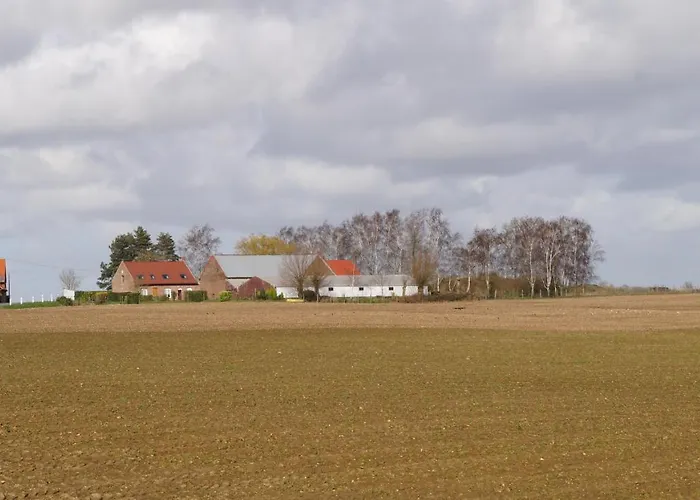 Sur La Route Des Monts Bailleul (Nord)
